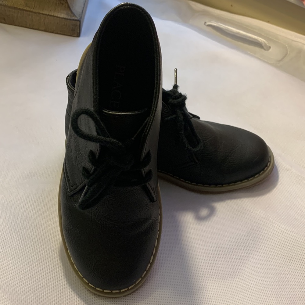 Size 13 The Children’s Place black boys dressy shoes! Great condition!